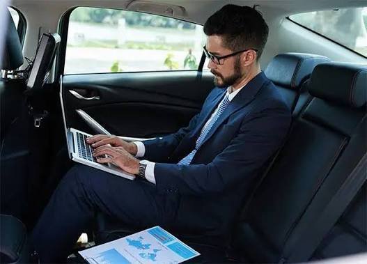 Corporate Cab Service in Nagpur by Vikki Tours and Travels offering professional business travel, employee transportation, executive cab services, and airport transfers.
